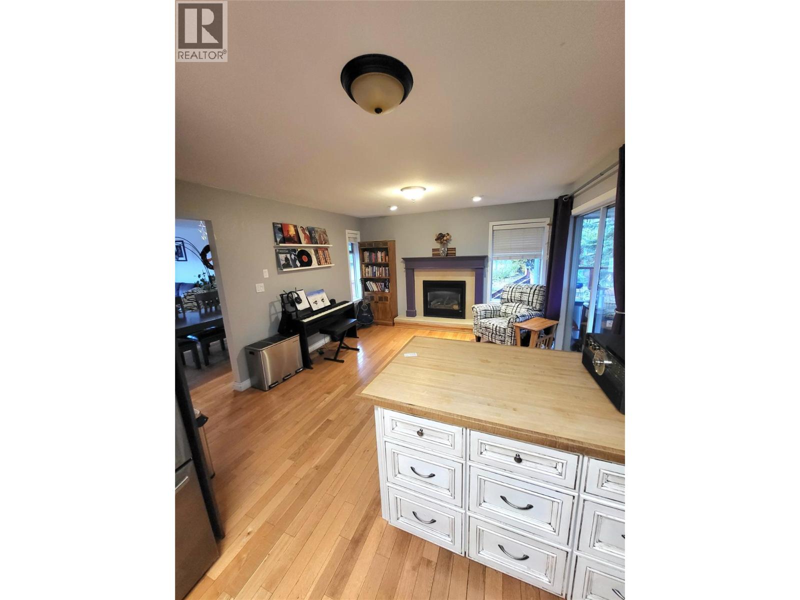 132 Stevens Court - 4