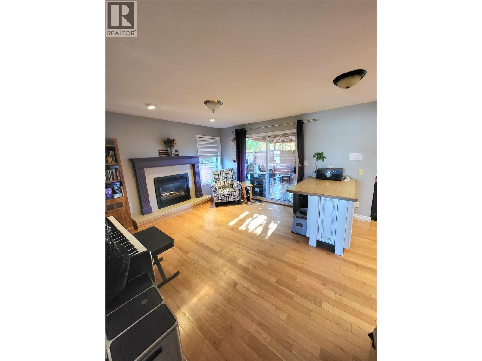 132 Stevens Court - 5