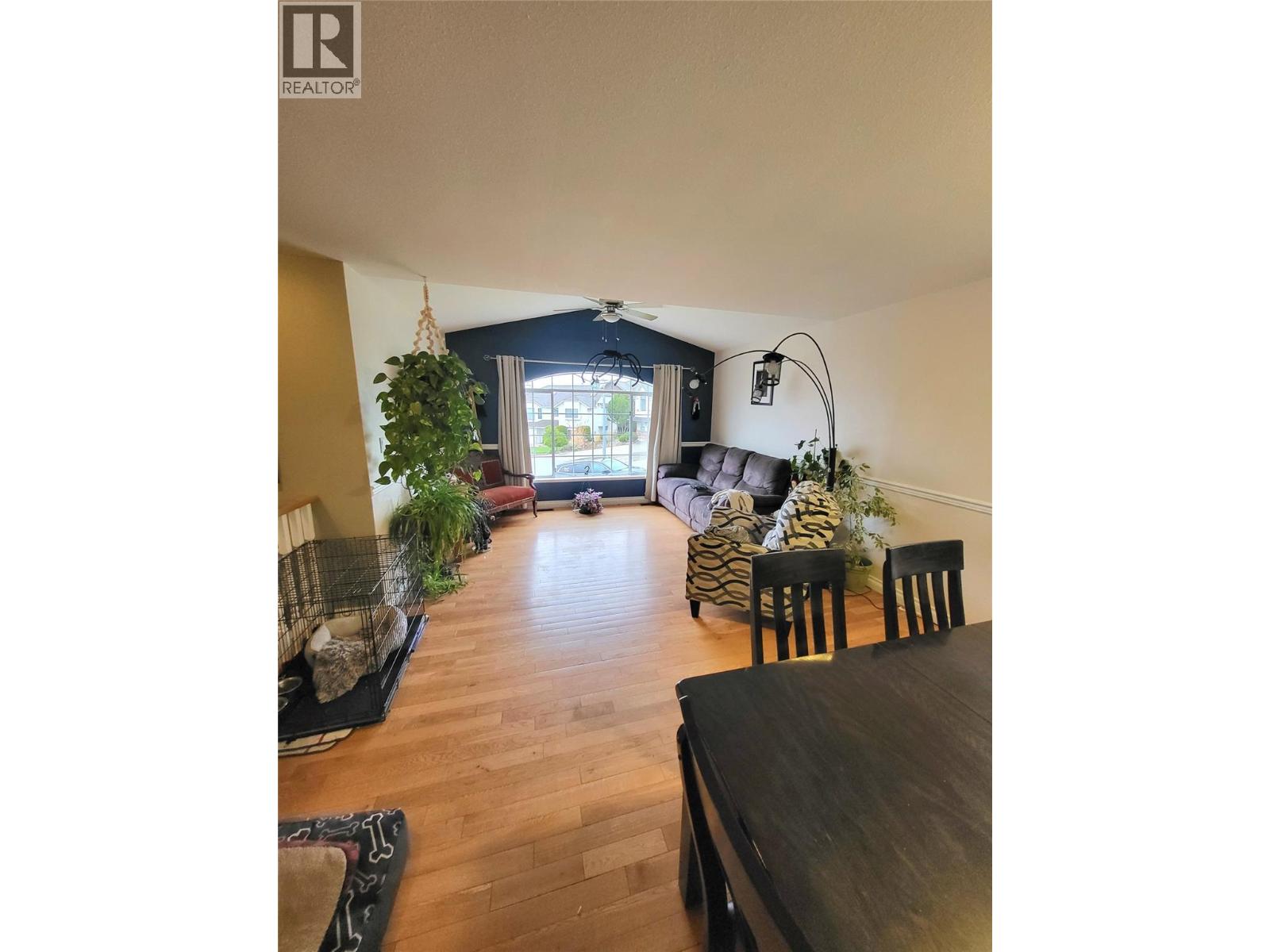 132 Stevens Court - 6