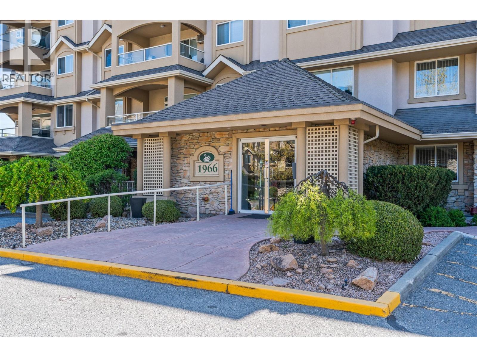 1966 Enterprise Way Unit# 101, Kelowna