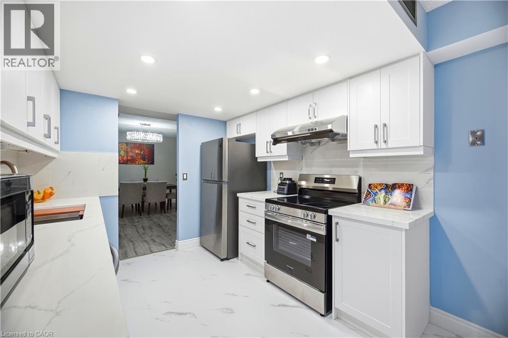 45 KINGSBRIDGE GARDEN Circle Unit# 3208, Mississauga, Ontario, L5R3K4 — Photo 44