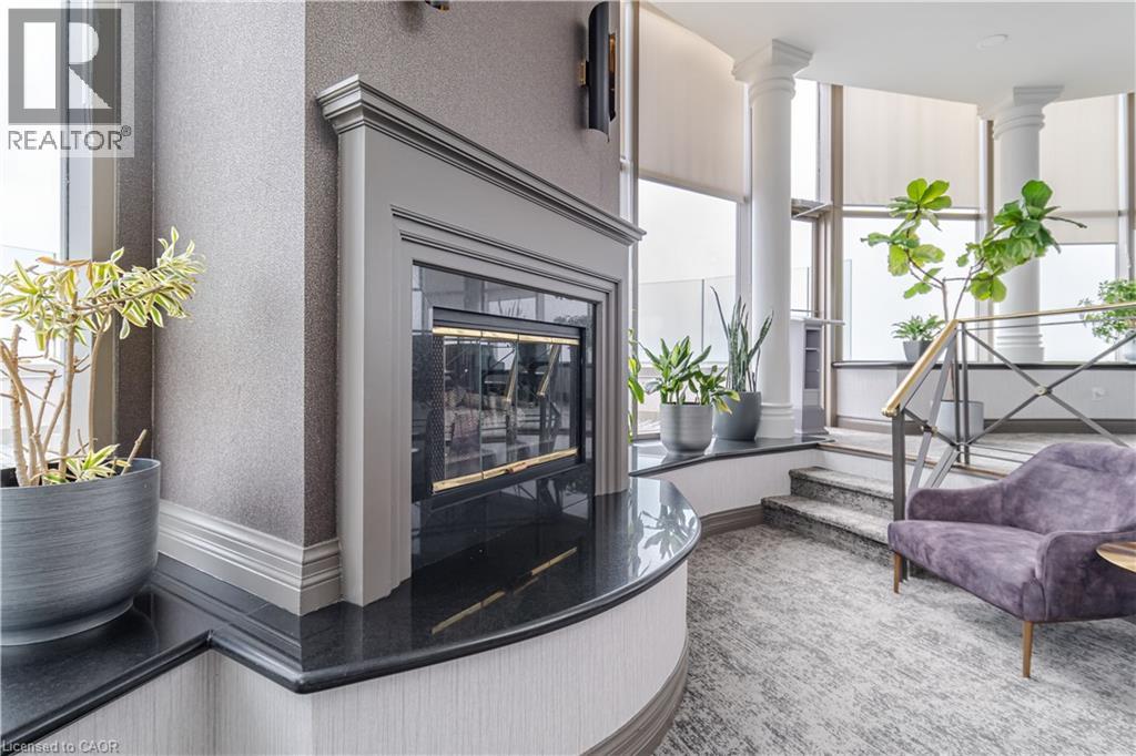 45 KINGSBRIDGE GARDEN Circle Unit# 3208, Mississauga, Ontario, L5R3K4 — Photo 47