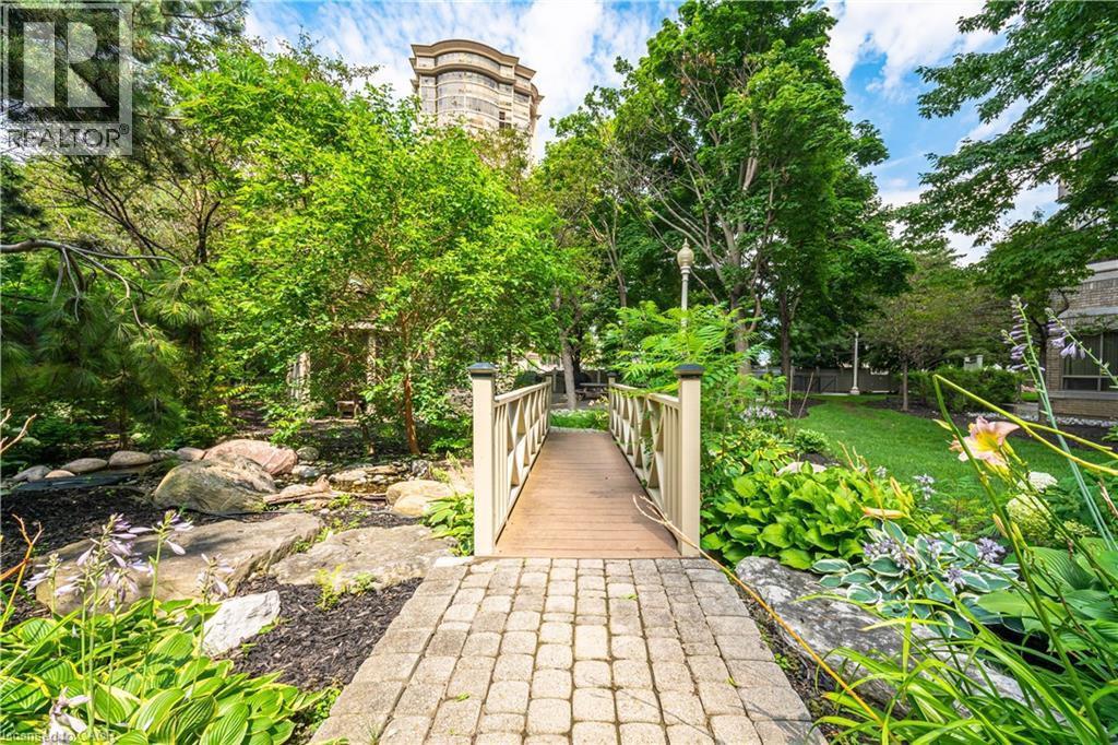45 KINGSBRIDGE GARDEN Circle Unit# 3208, Mississauga, Ontario, L5R3K4 — Photo 18