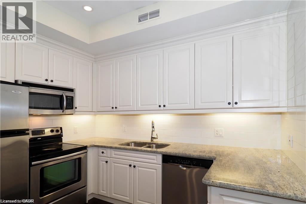 133 PARK Street Unit# 106, Waterloo, Ontario, N2L6L7 — Photo 13