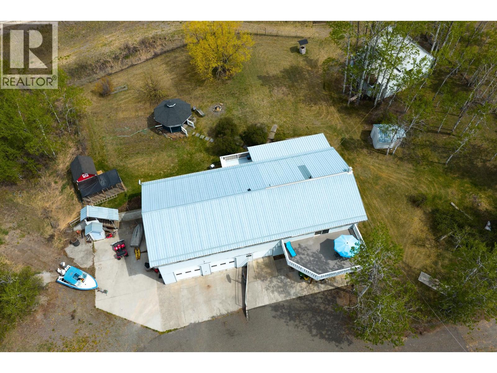 3451 DUNSMUIR ROAD - Image 3