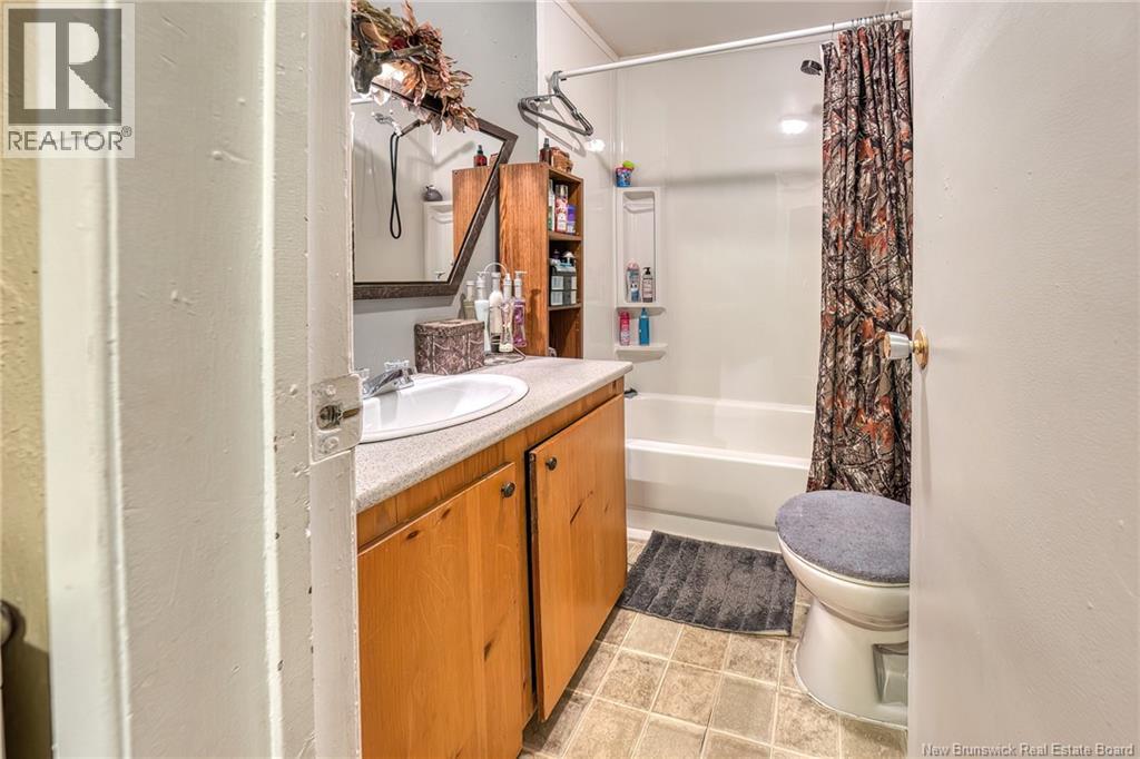 20 Scout Street - 38