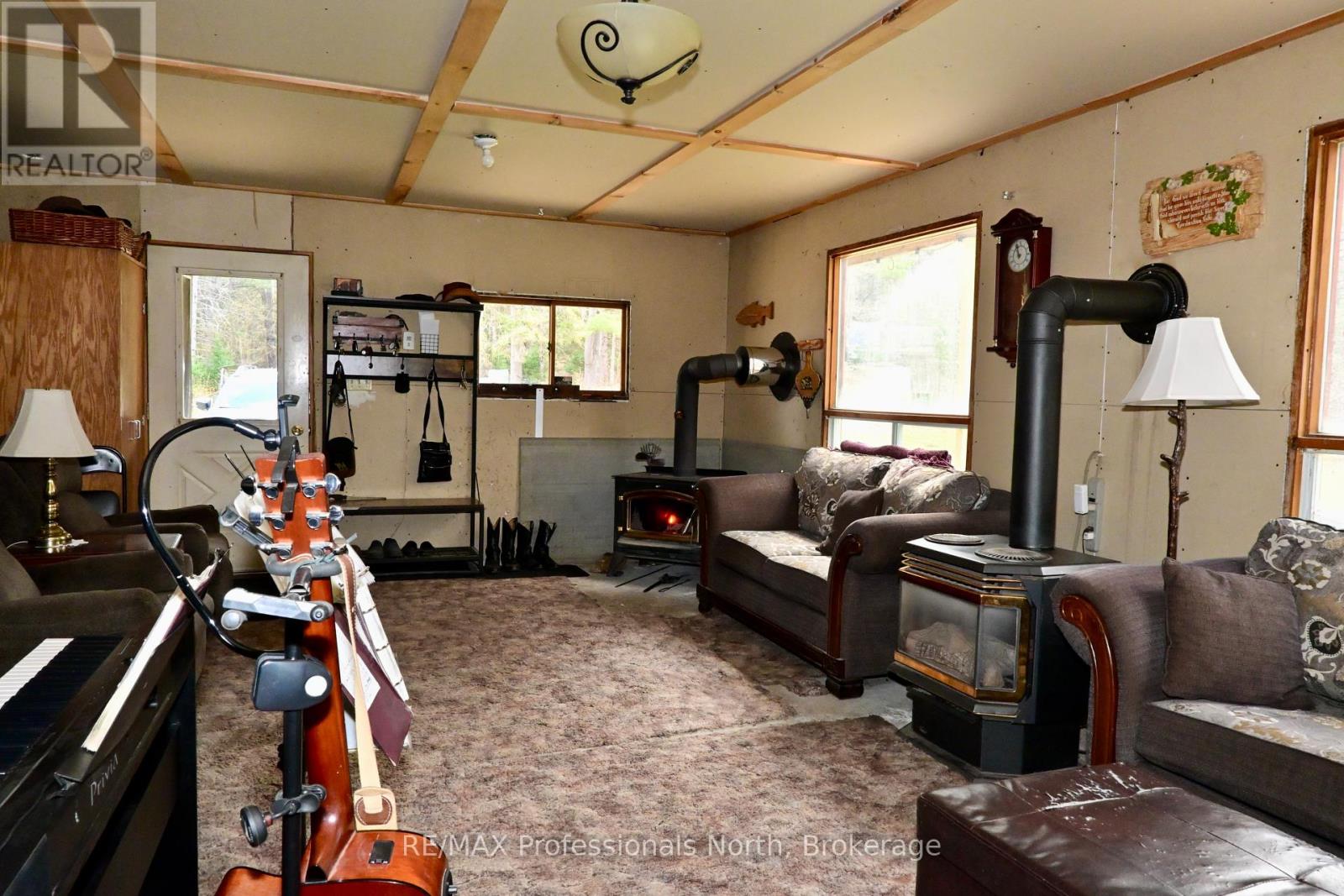 862 LYNX LAKE RD ROAD - 15