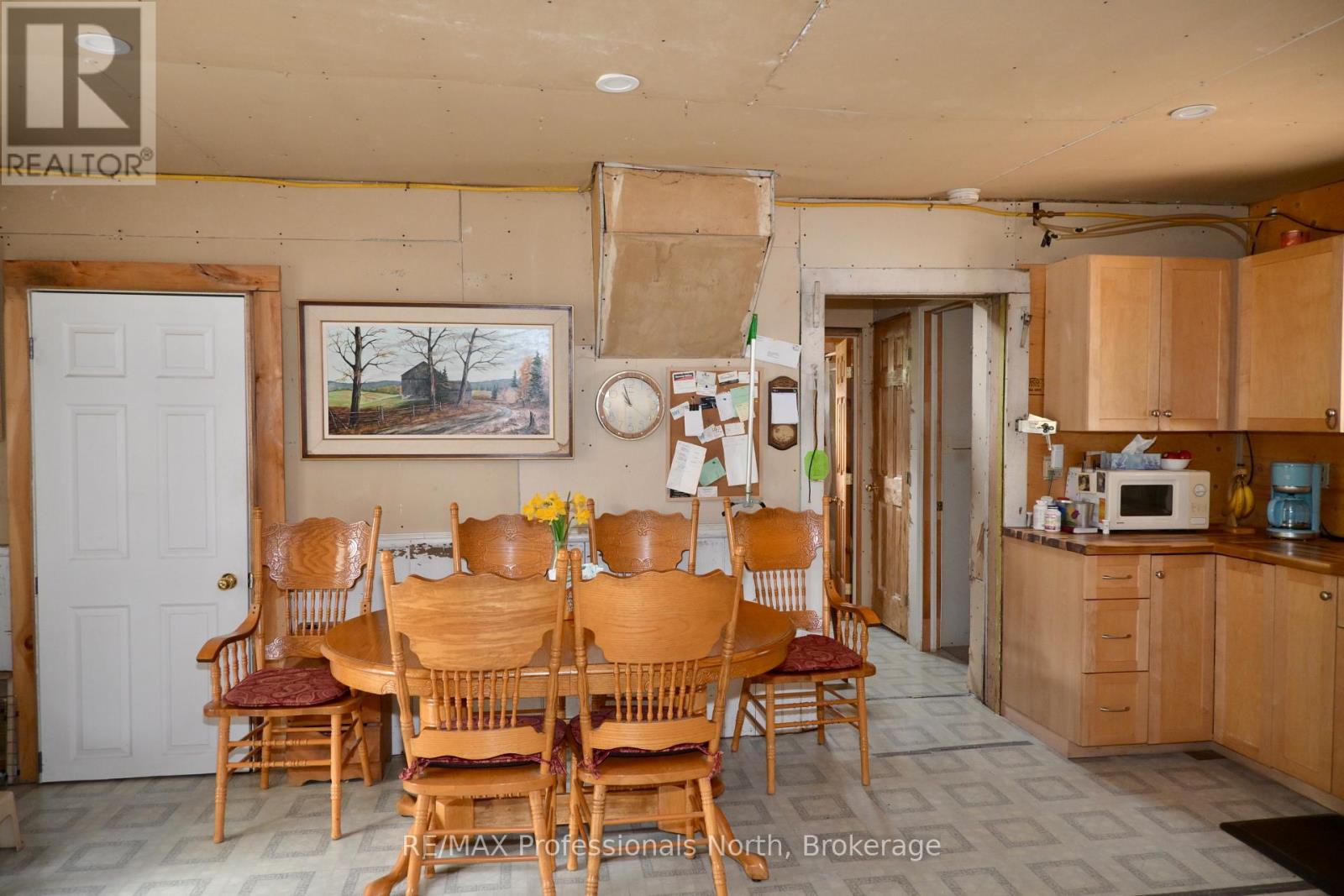 862 LYNX LAKE RD ROAD - 17