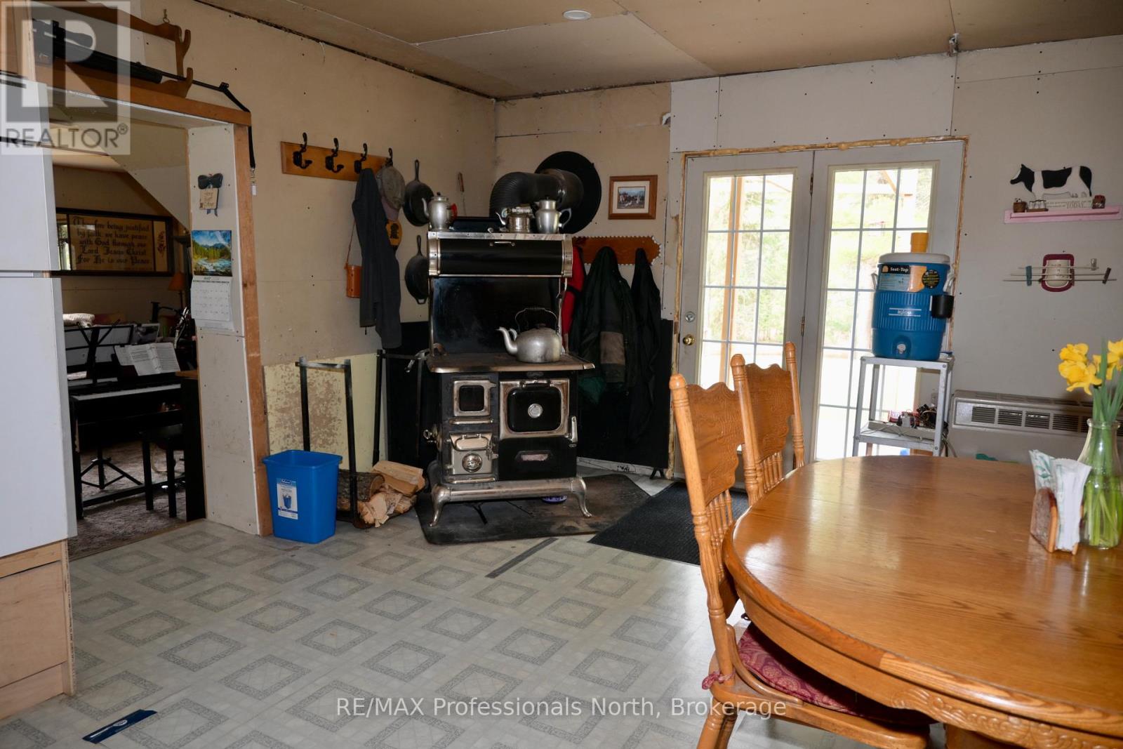862 LYNX LAKE RD ROAD - 19