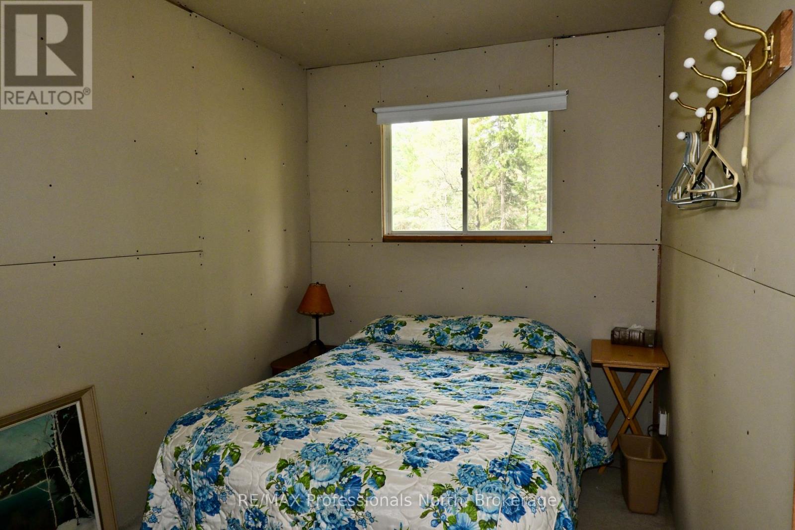 862 LYNX LAKE RD ROAD - 24