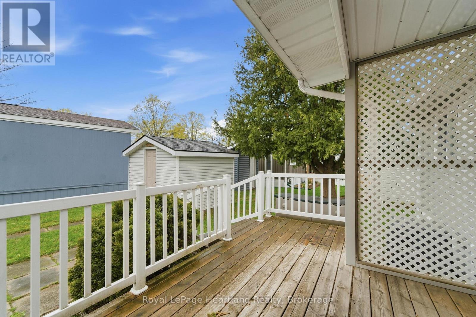 55 CHEROKEE LANE - Image 22