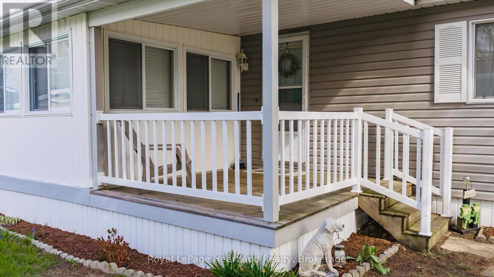 55 CHEROKEE LANE - Image 4