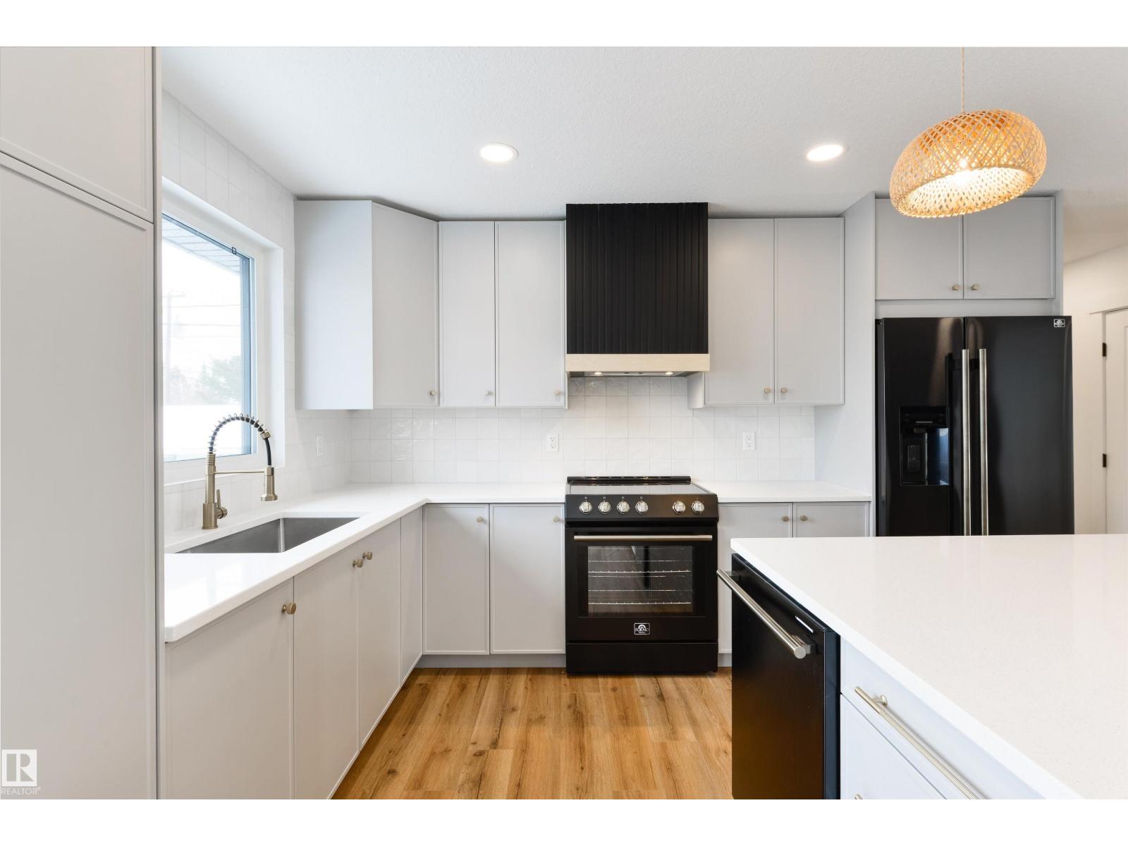 3 LINTHORPE RD, Spruce Grove