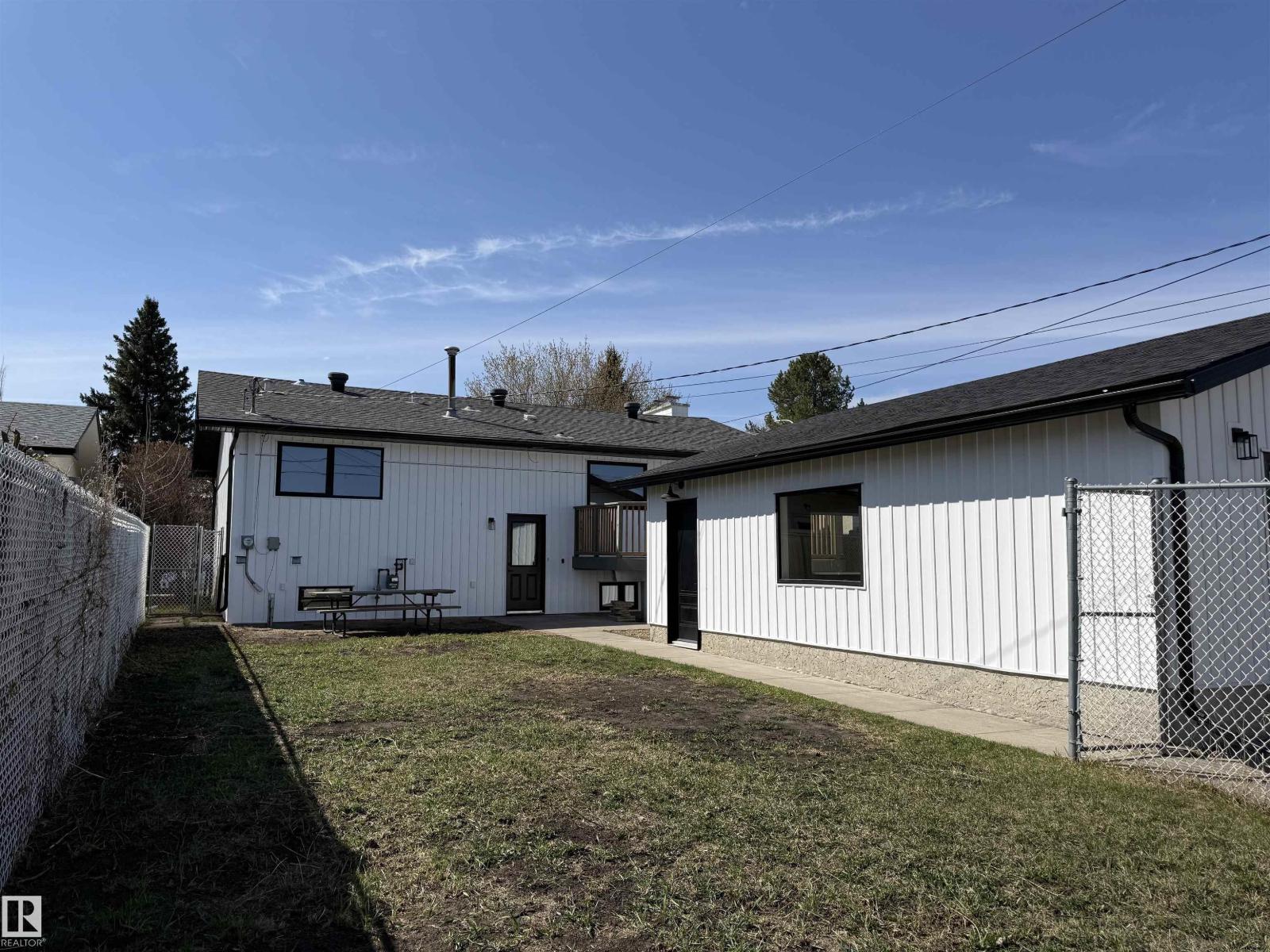 3 LINTHORPE RD, Spruce Grove