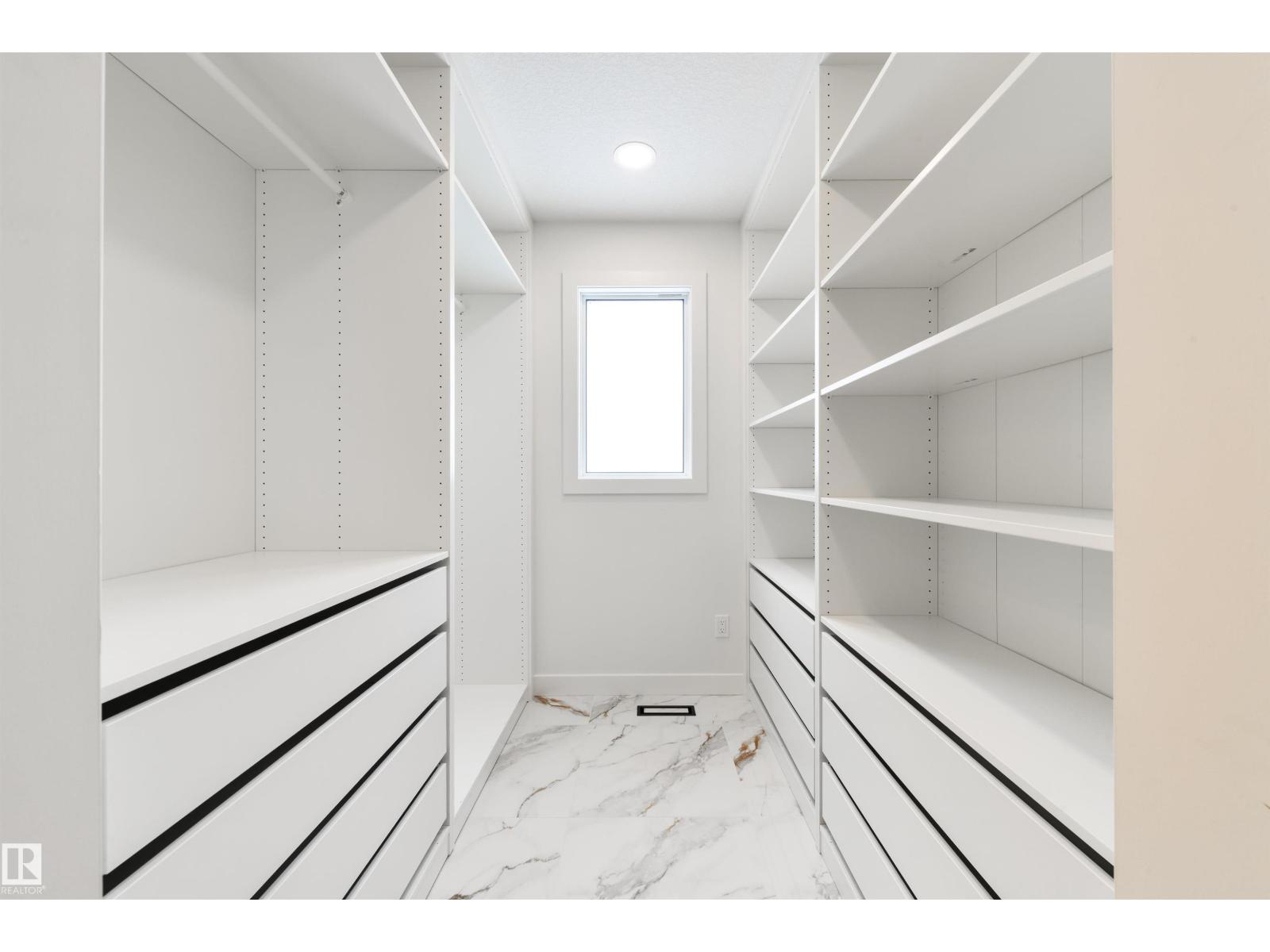 3 LINTHORPE RD, Spruce Grove