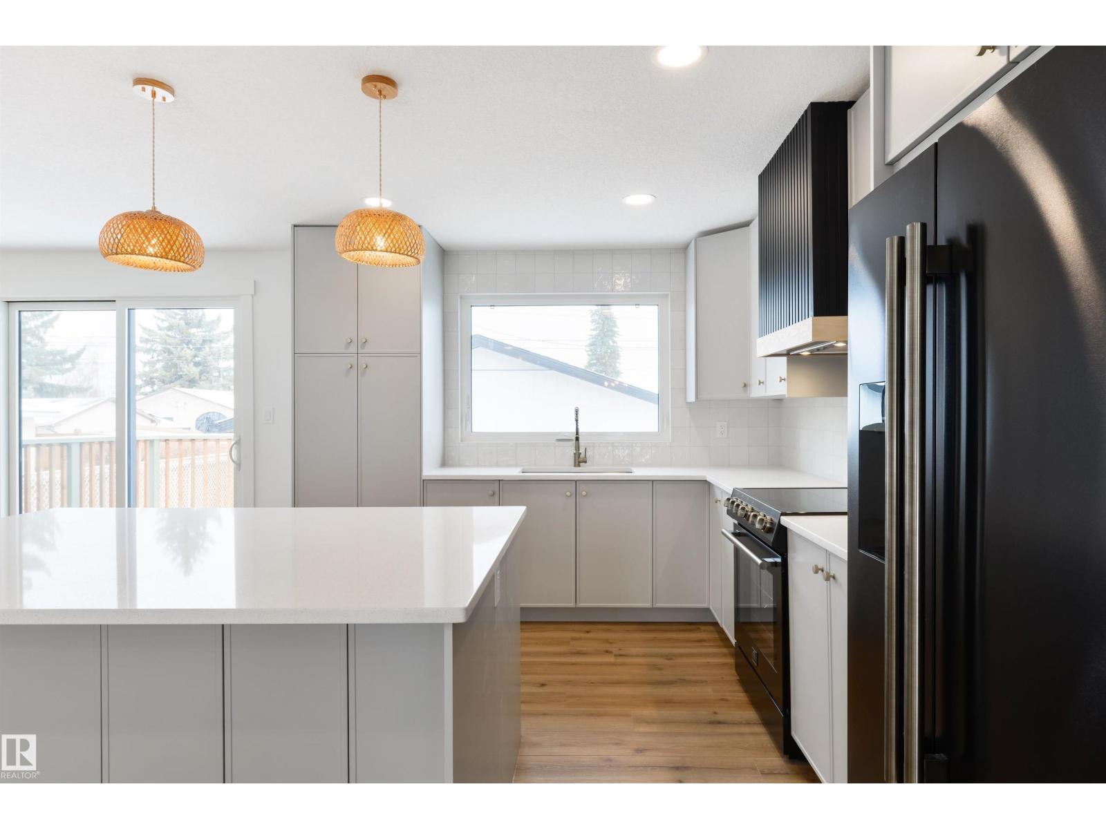 3 LINTHORPE RD, Spruce Grove