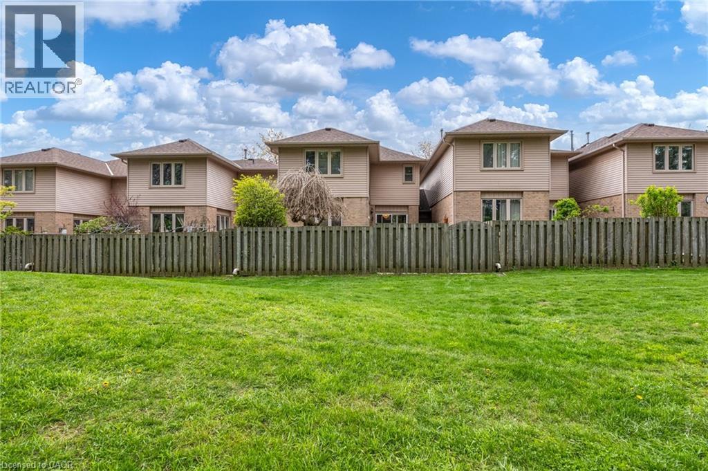 800 UPPER PARADISE Road Unit# 30, Hamilton, Ontario, L9C7L2 — Photo 20
