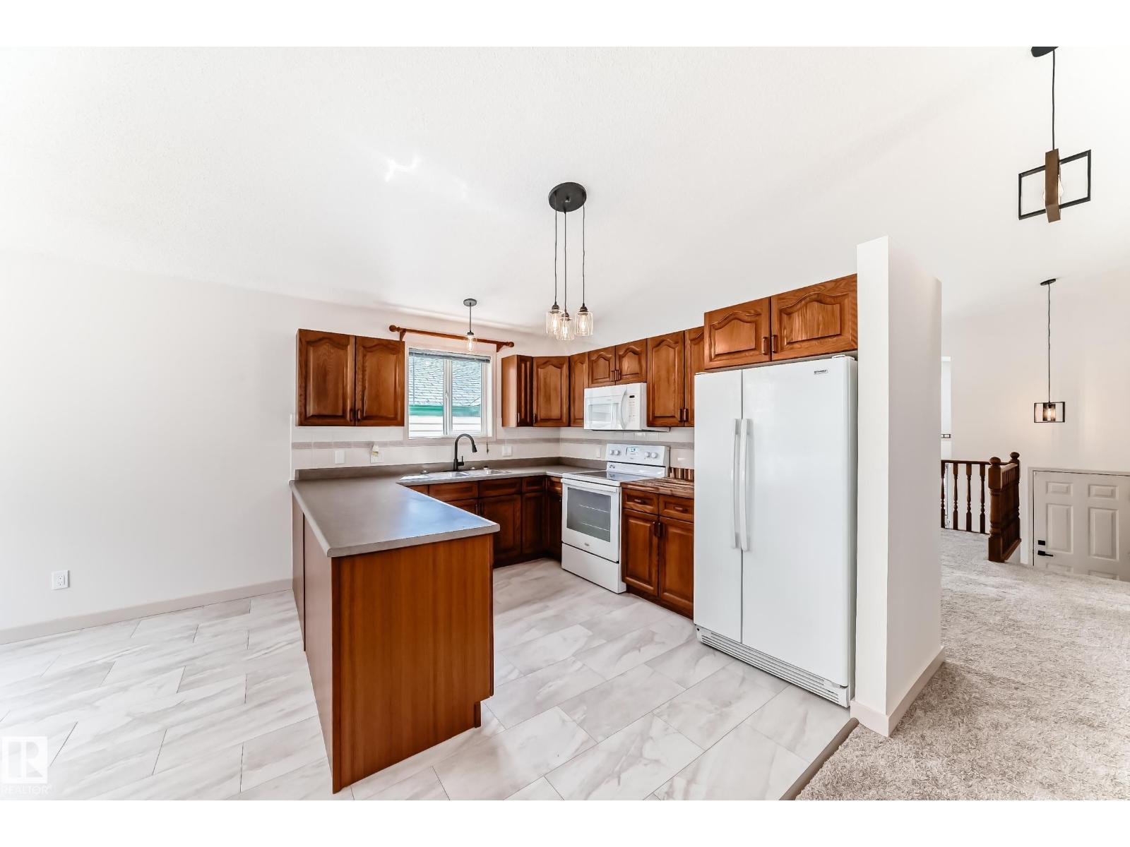 13519 32 ST NW - 7