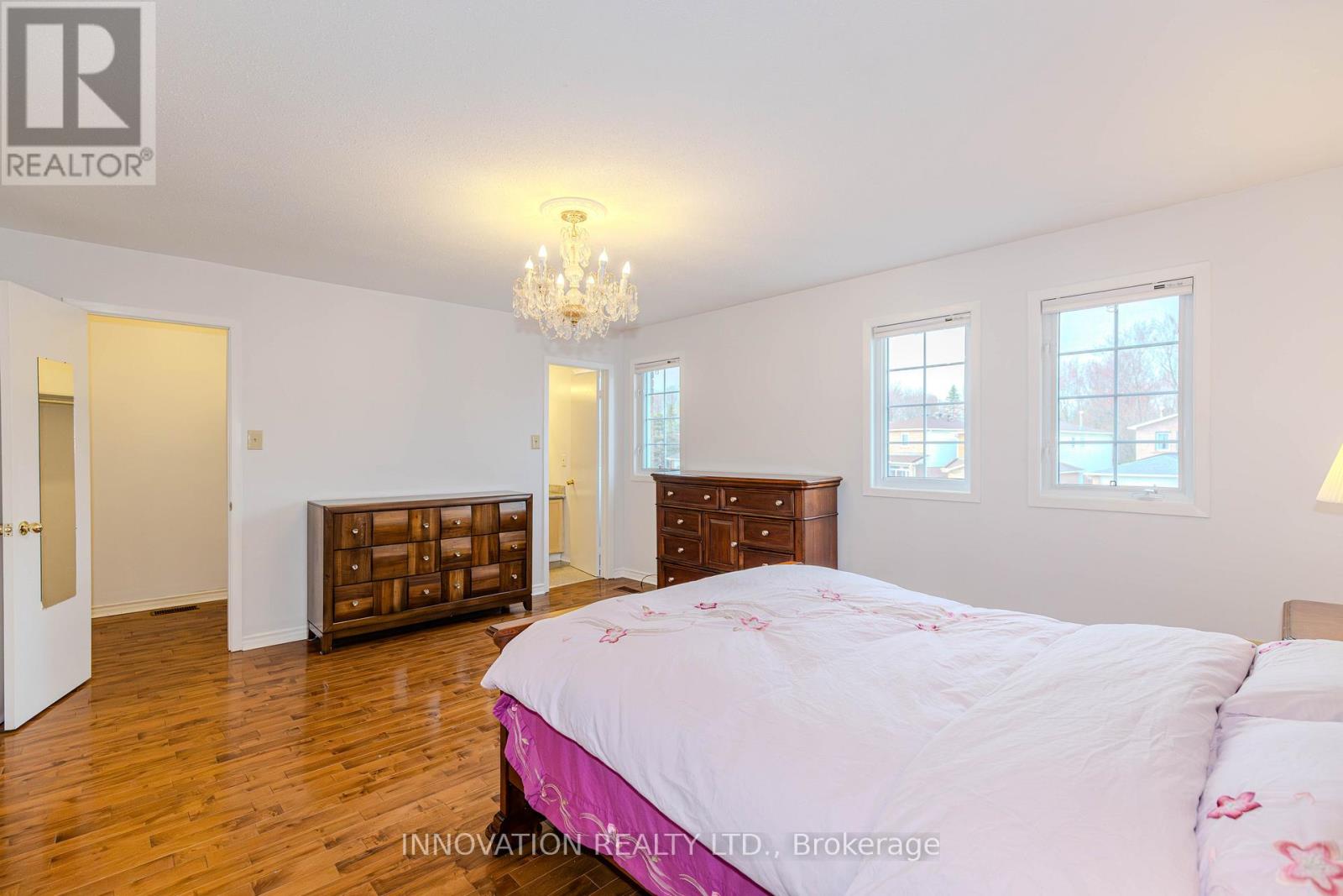 152 MCCURDY DRIVE E - 25