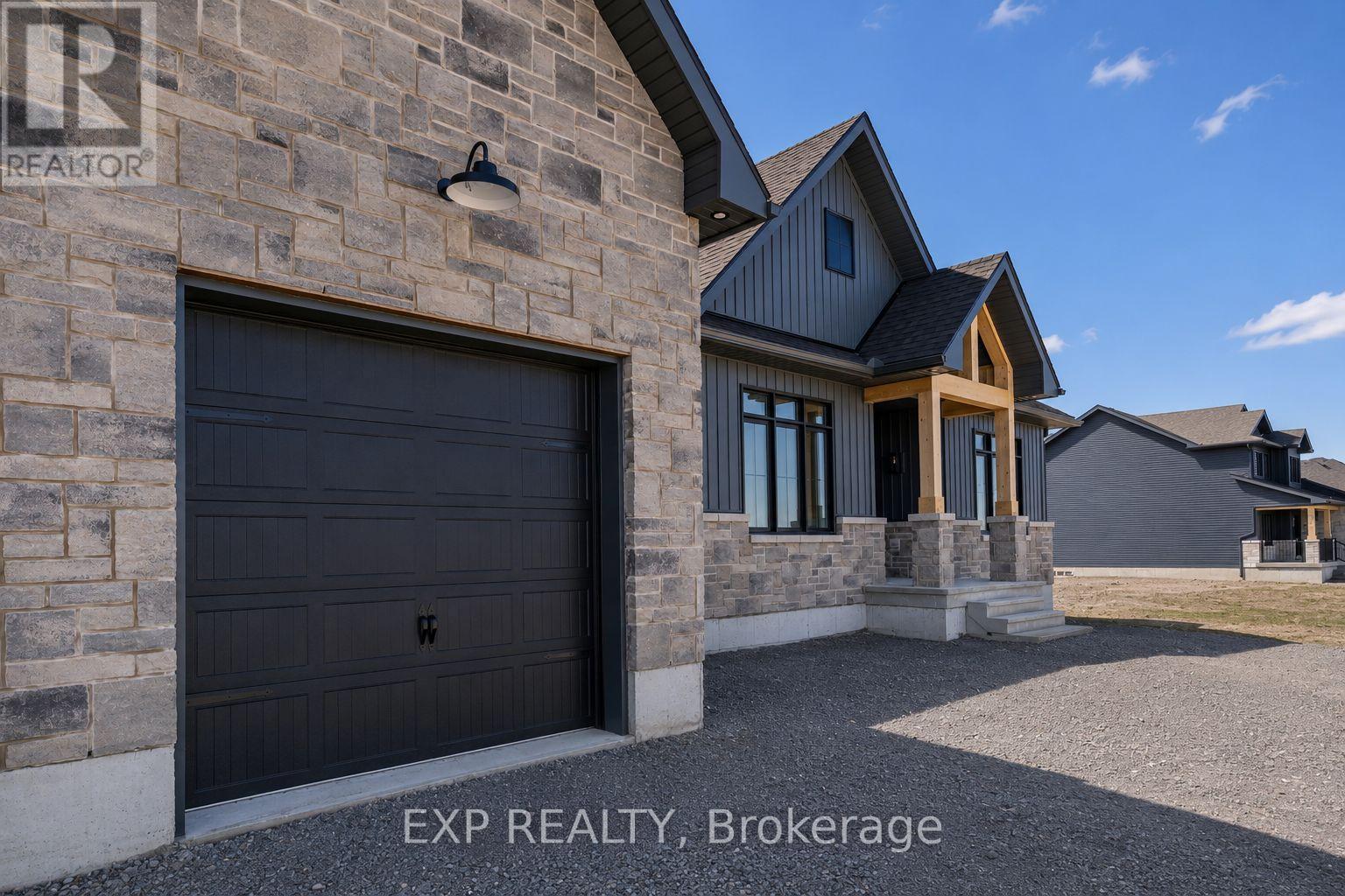 471 GUY WELSH DRIVE - Image 3