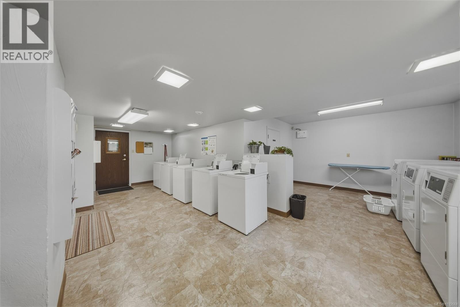 #123 1025 Inverness Rd - 28