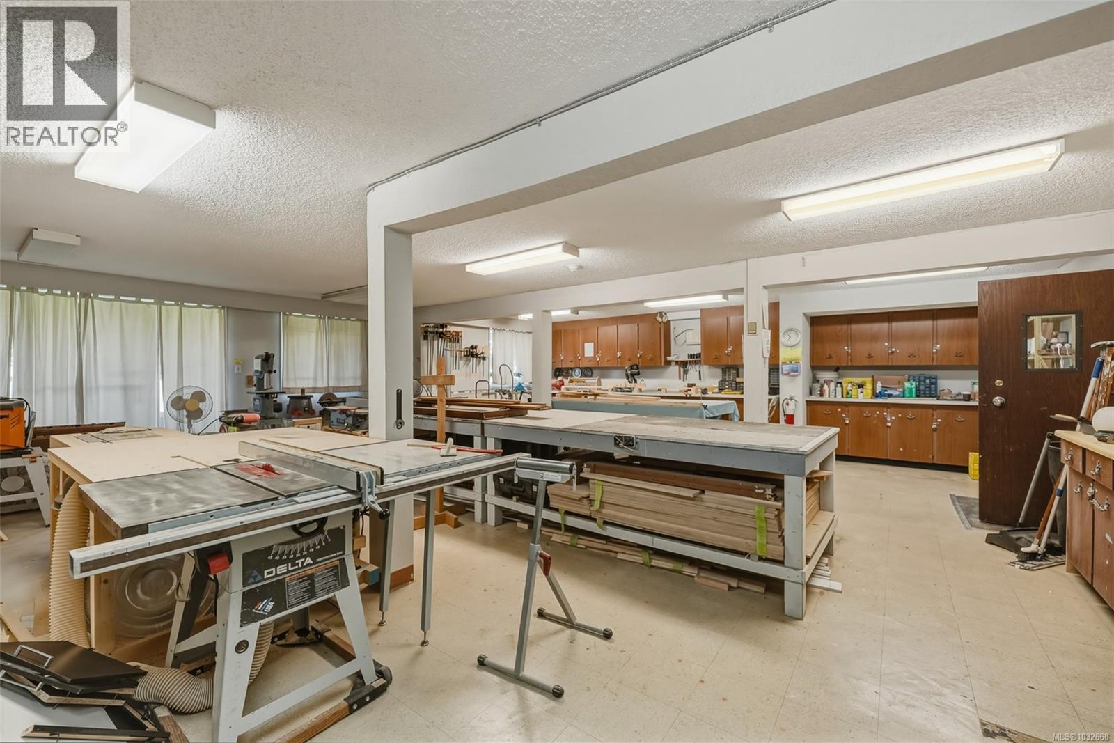 #123 1025 Inverness Rd - 32