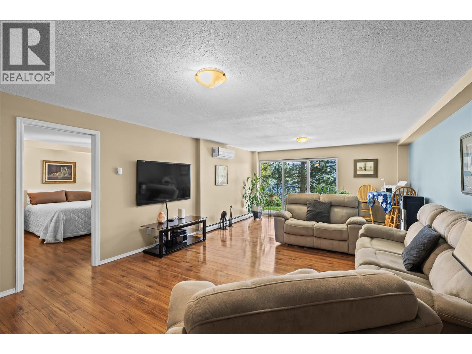 4450 Ponderosa Drive Unit# 102, Peachland