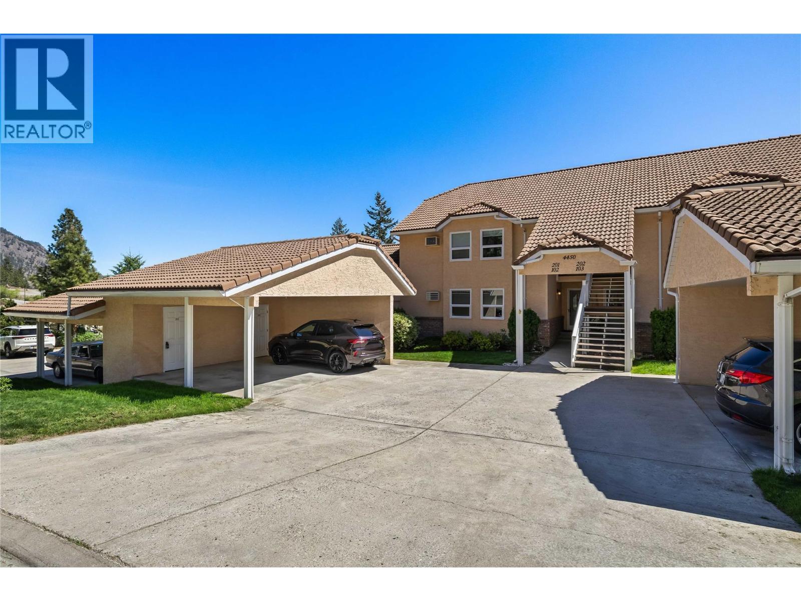 4450 Ponderosa Drive Unit# 102, Peachland