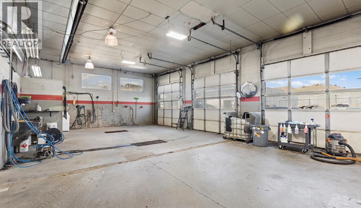 1200 Leathead Road, Kelowna