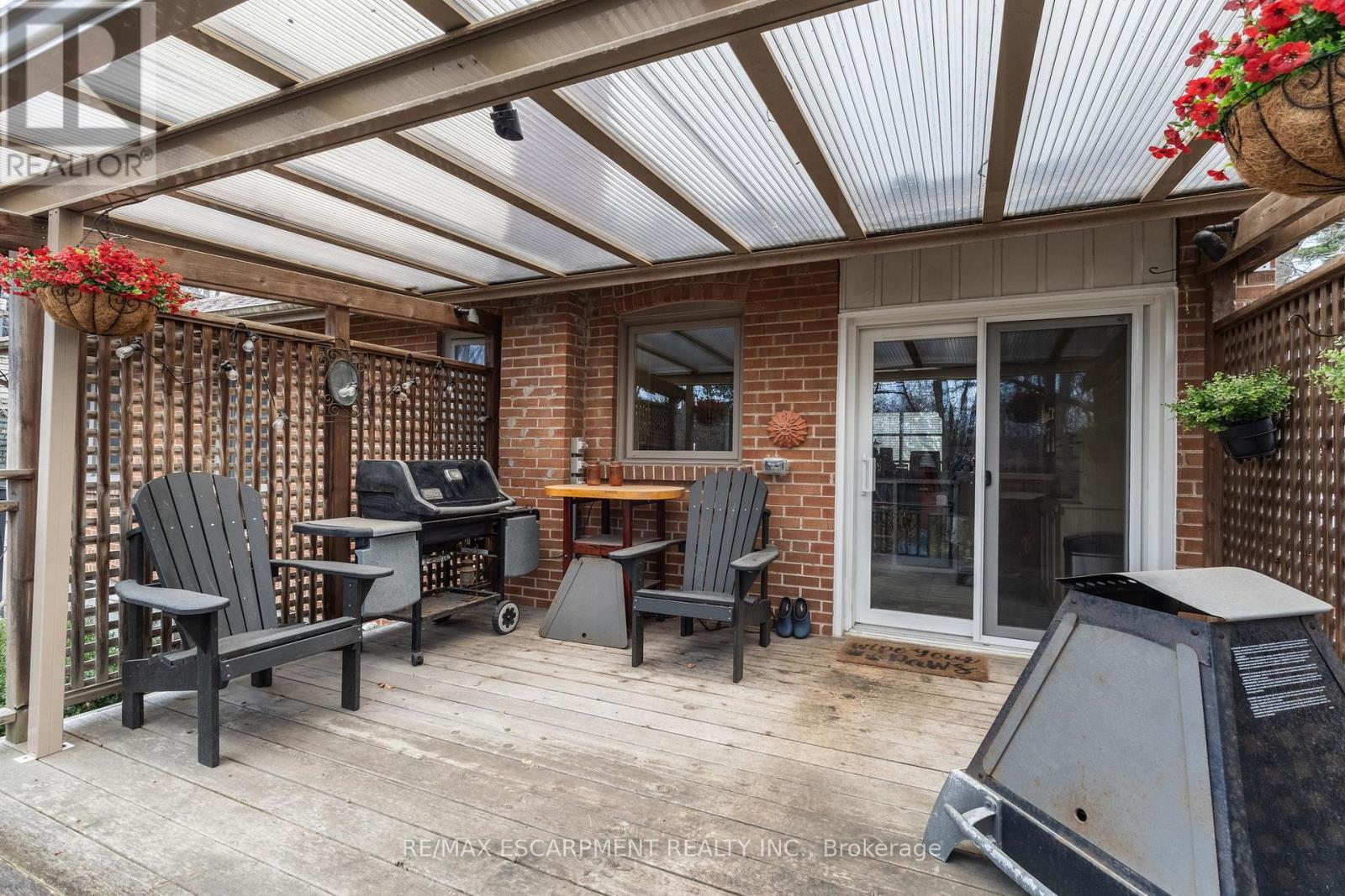 1051 MELVIN AVENUE - 6