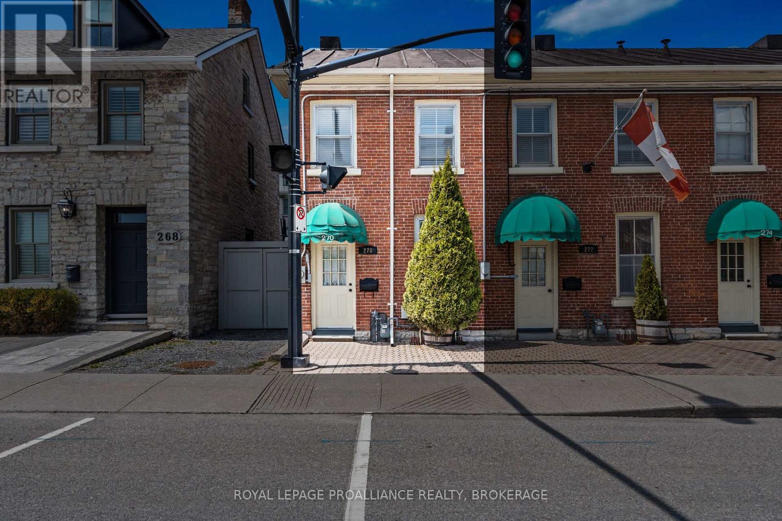 270 WELLINGTON STREET - 1