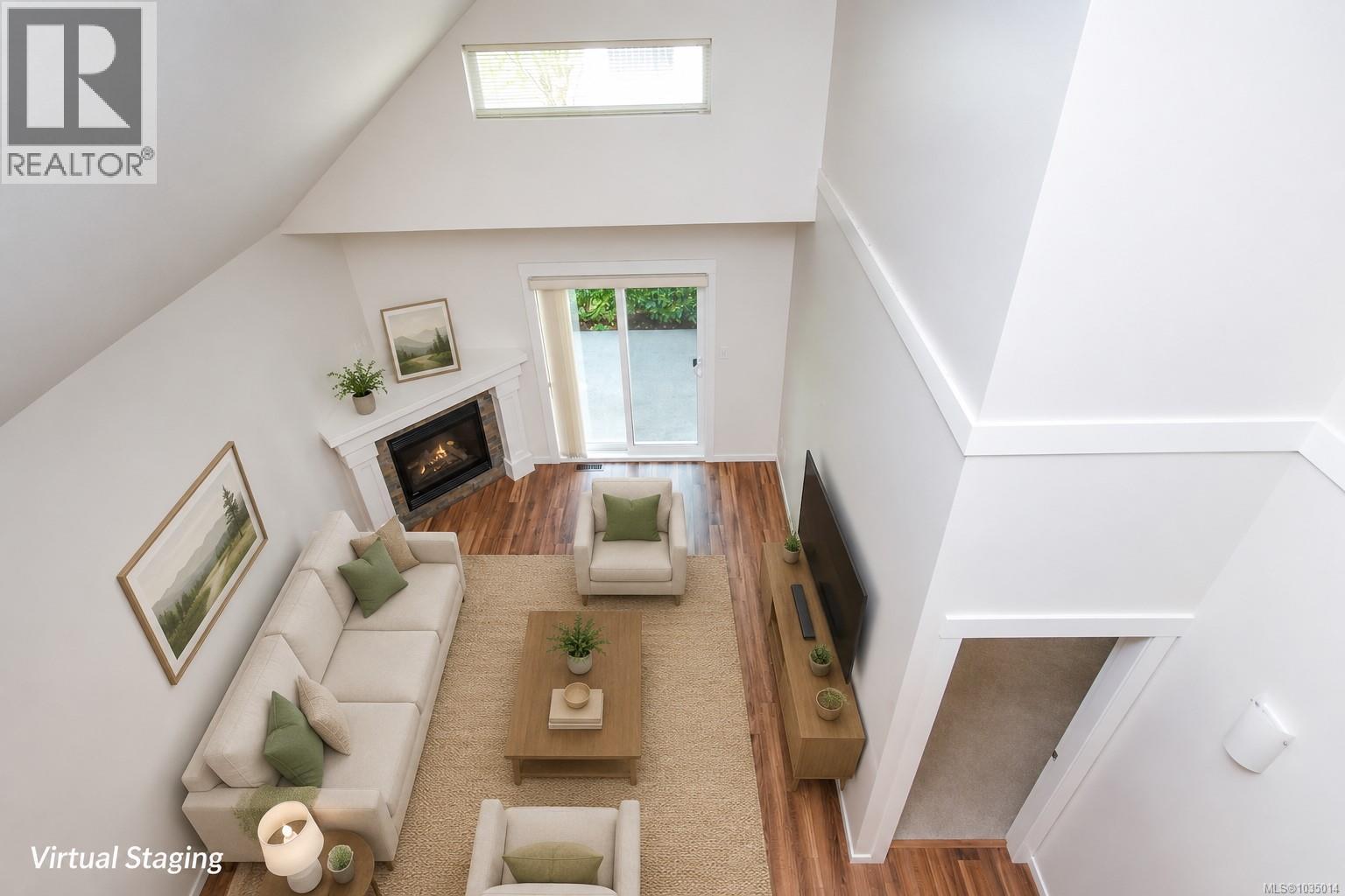 1 700 Lancaster Way, Comox