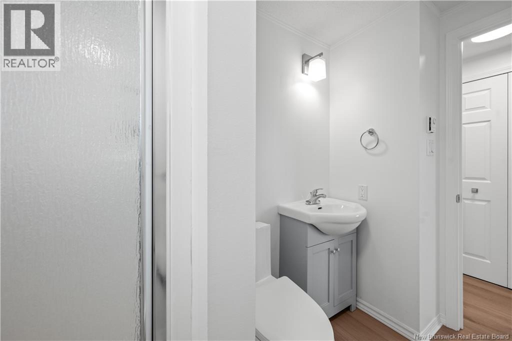 7 Aspenwood Street - 38