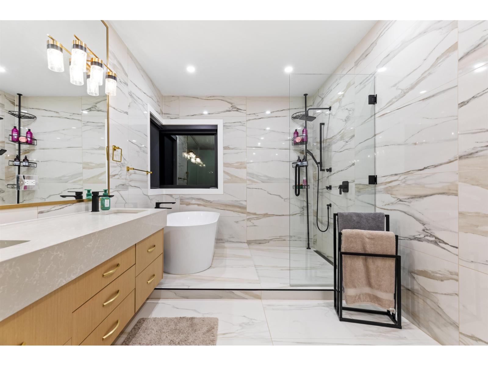 5 Bed, 7 Bath House for Sale in Surrey – 19023 61A AVENUE, Surrey – MLS# R3120978 - Image 18