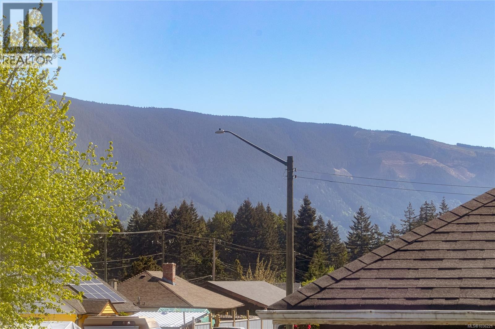 44 Arbutus St W - 25