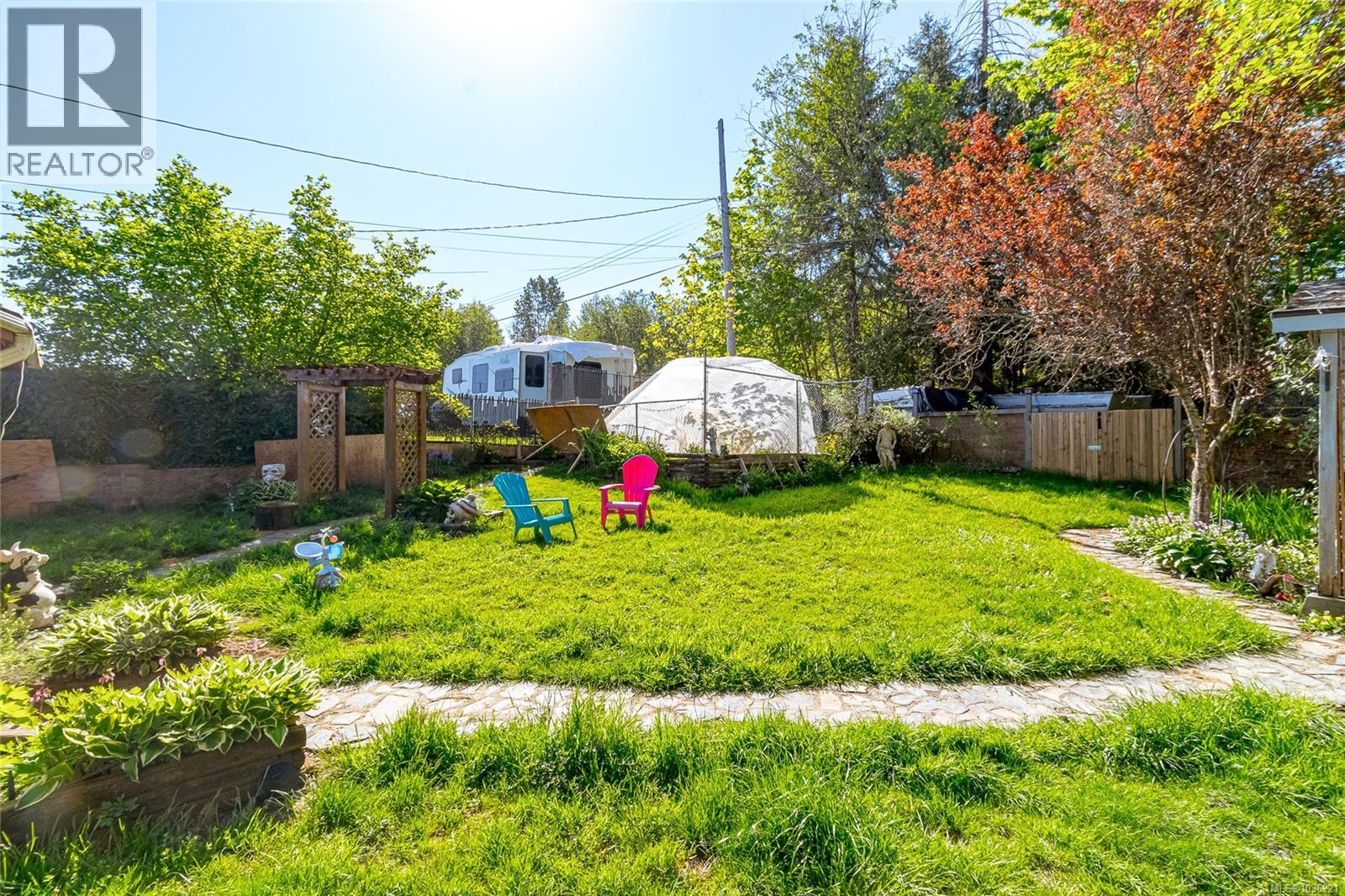 44 Arbutus St W - 31