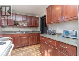 44 Arbutus St W, Lake Cowichan, BC V0R2G0 Photo 15