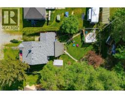 44 Arbutus St W, Lake Cowichan, BC V0R2G0 Photo 33