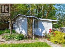 Laundry room - 44 Arbutus St W, Lake Cowichan, BC V0R2G0 Photo 9