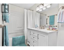 8 2200 Manor Dr, Comox, BC V9M1C5 Photo 24