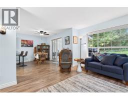 Kitchen - 8 2200 Manor Dr, Comox, BC V9M1C5 Photo 9
