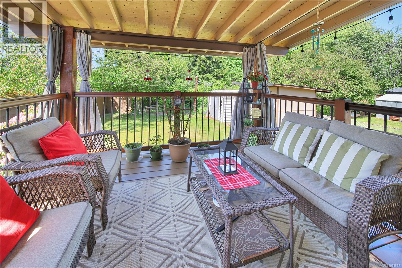 4964 Leslie Ave - 17