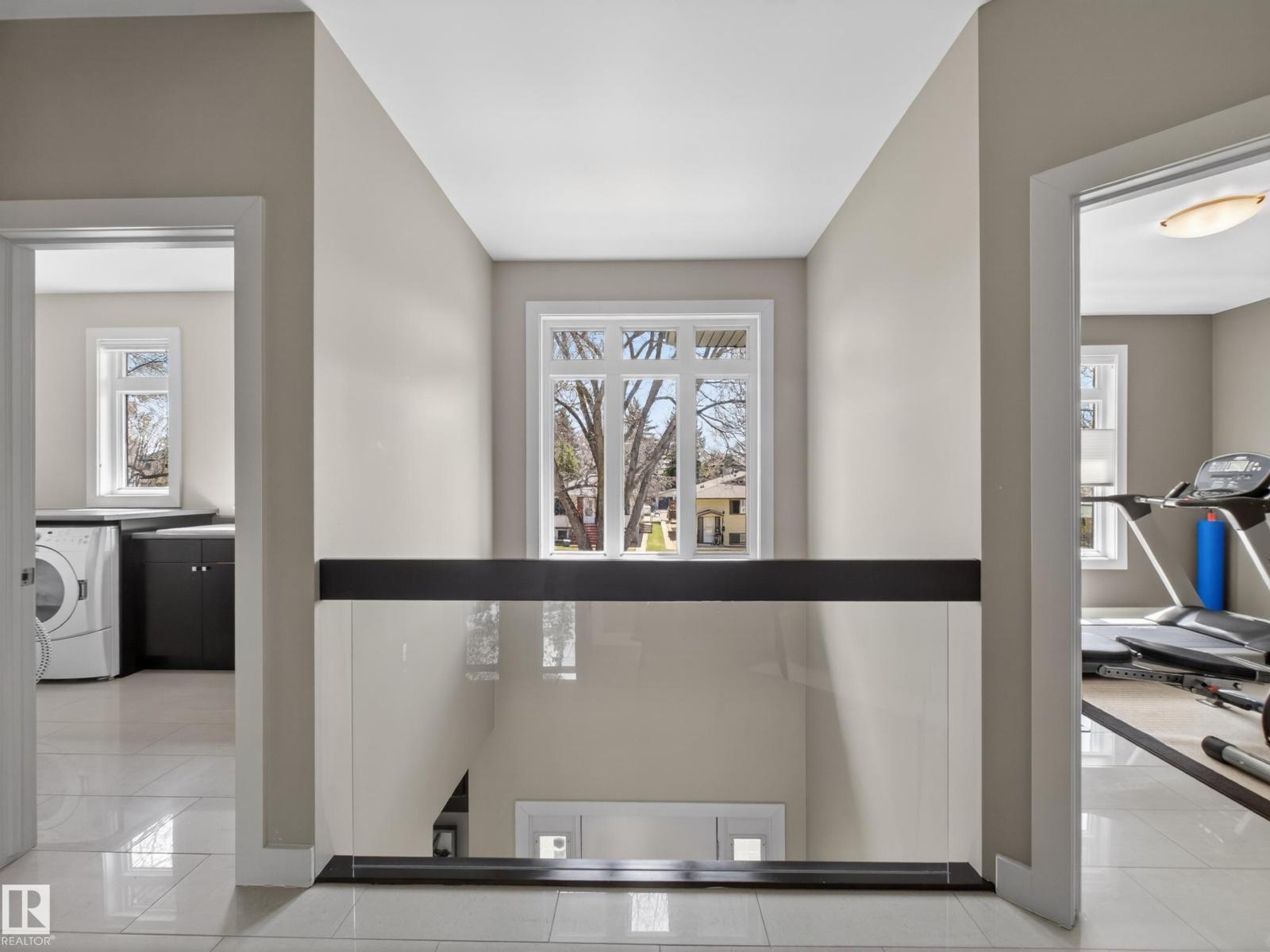 10650 66 AV NW - 30