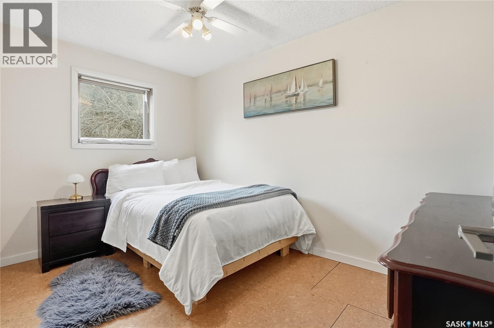 606 Hogg CRESCENT - 25