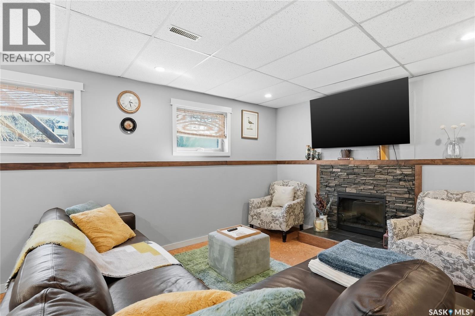 606 Hogg CRESCENT - 33