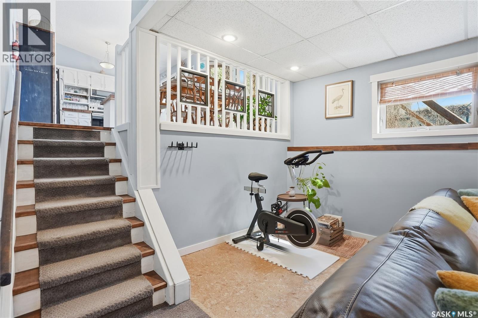 606 Hogg CRESCENT - 35