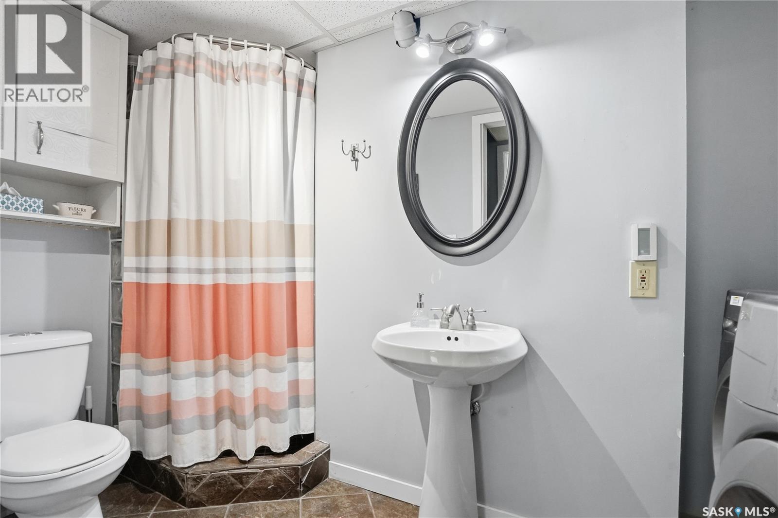 606 Hogg CRESCENT - 39