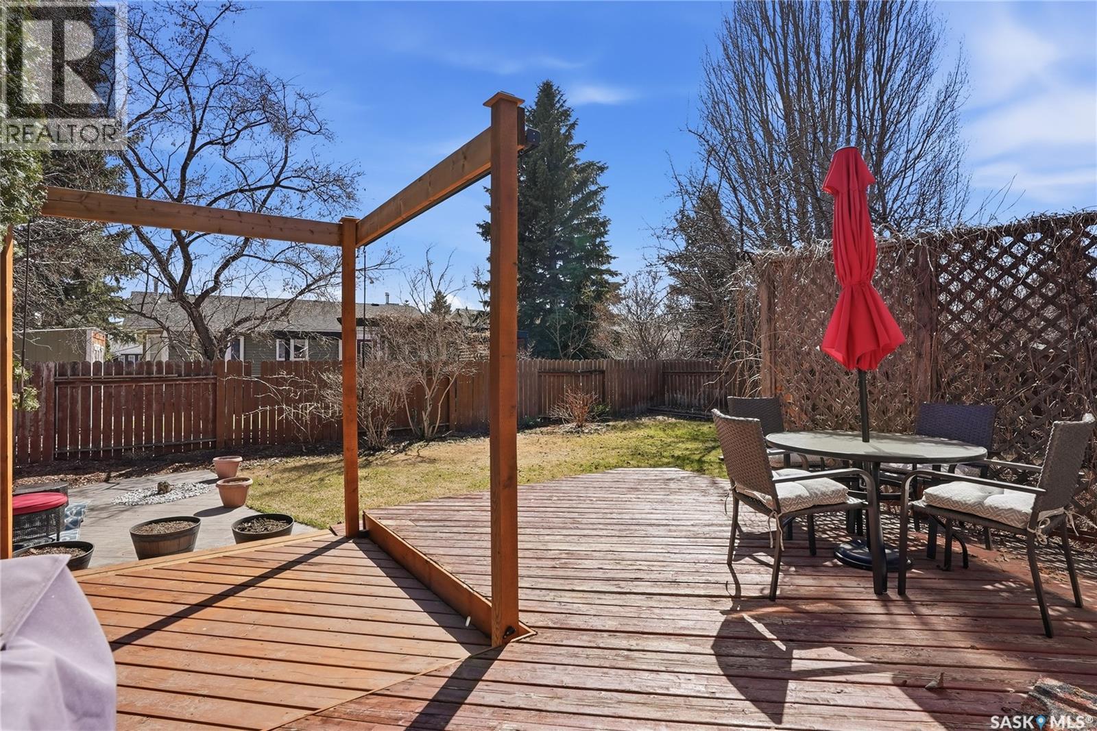 606 Hogg CRESCENT - 42