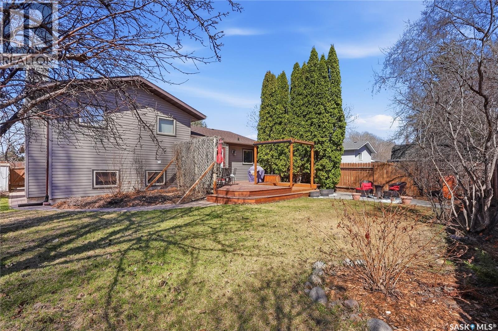 606 Hogg CRESCENT - 46