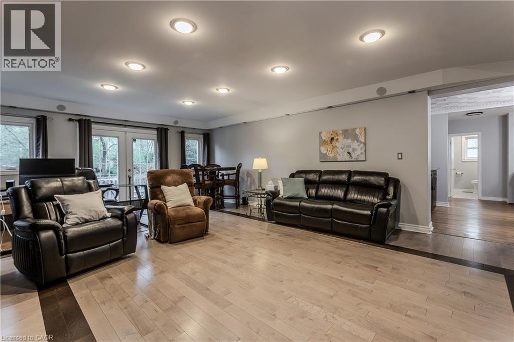 283 VILMA Drive - 23